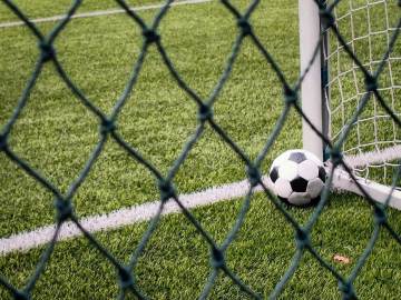 要价44亿！FIFA涉嫌违法 专业人士：央视是在维护中国球迷的利益｜乐竞体育（配图示意）